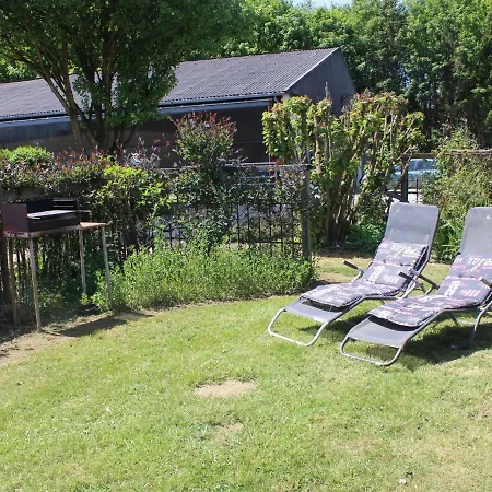 펜션 Oree Des Bois In With Garden 팔리세울