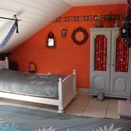 Oree Des Bois In With Garden 펜션 *