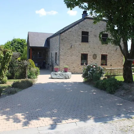 Vakantiehuis Oree Des Bois In With Garden